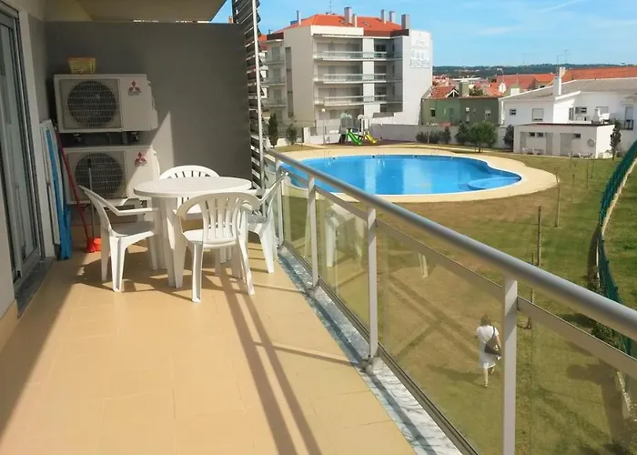 Alojamentos Campo & Mar-T2 Com Piscina
