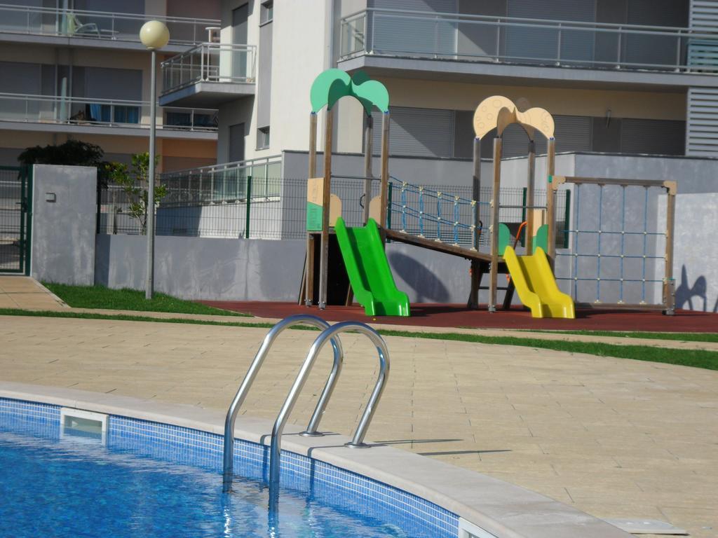 Alojamentos Campo & Mar-t2 Com Piscina * Sao Martinho do Porto