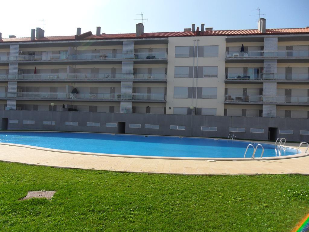 Alojamentos Campo & Mar-t2 Com Piscina Sao Martinho do Porto